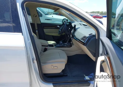 2020 Audi Q5 Premium 45 Tfsi Quattro S Tronic from USA, damaged, VIN WA1ANAFY7L2067190